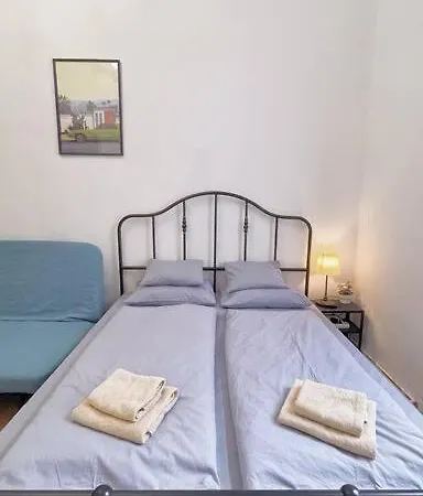 Small Loft Lägenhet